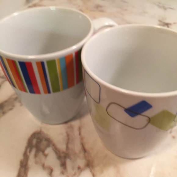 MCM Style Porcelain Coffee Mugs 4 inch tall set/2 - Picture 14 of 14